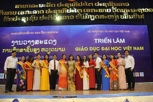 Triển lãm Giáo dục Đại học tại Lào