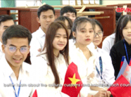 Việt Nam- Campuchia Như Anh Em Một Nhà